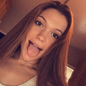 Meet your Posher, Makayla